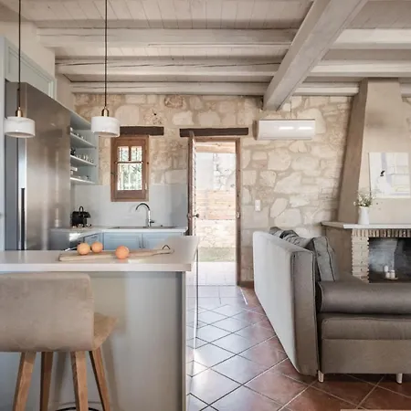 Viatzo - Eclectic With Heated Saltwater Pools Villa