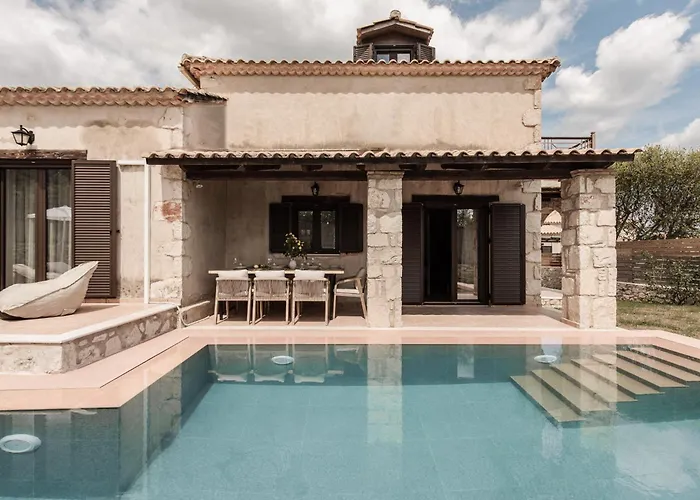 Viatzo - Eclectic With Heated Saltwater Pools Villa Mouzákion