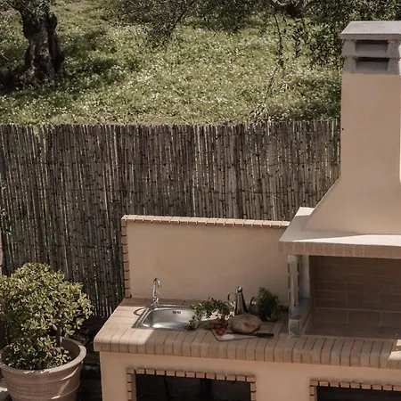 فيلة Viatzo - Eclectic With Heated Saltwater Pools *