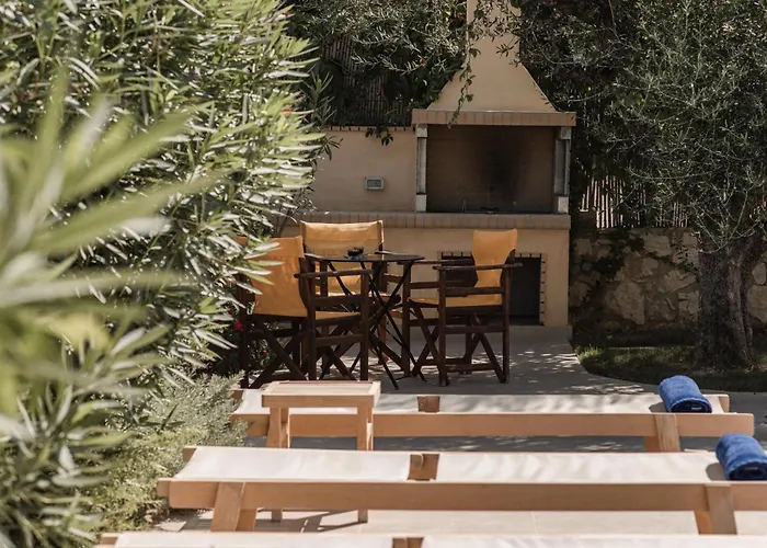 别墅 Viatzo - Eclectic With Heated Saltwater Pools Mouzákion