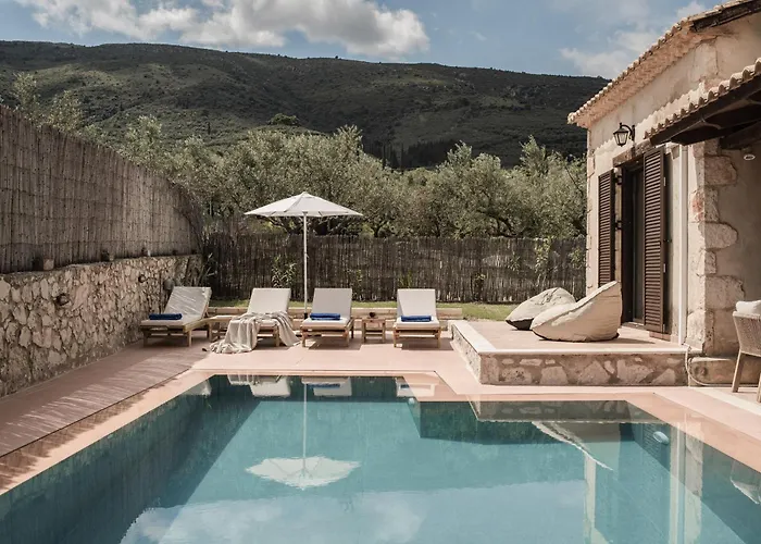 Viatzo - Eclectic With Heated Saltwater Pools